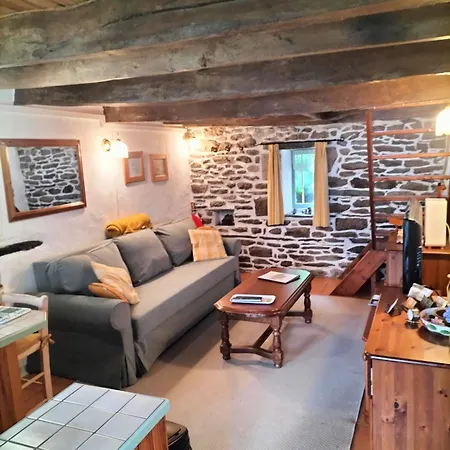 La Maison De Poupee Gite Cosy Monts D'Arree Bretagne Berrien Exterior photo