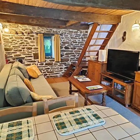 La Maison De Poupee Gite Cosy Monts D'Arree Bretagne Berrien Exterior photo