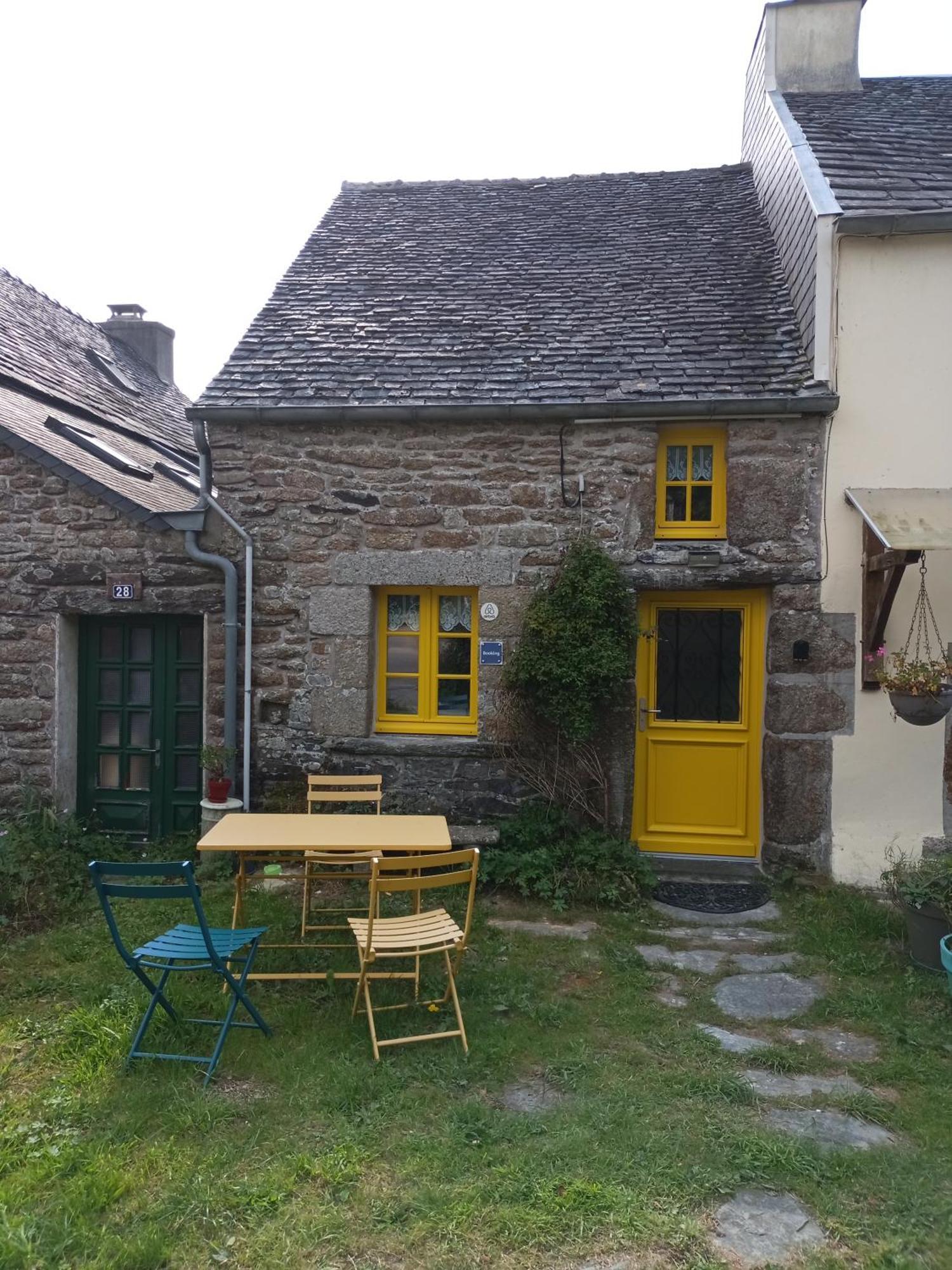 La Maison De Poupee