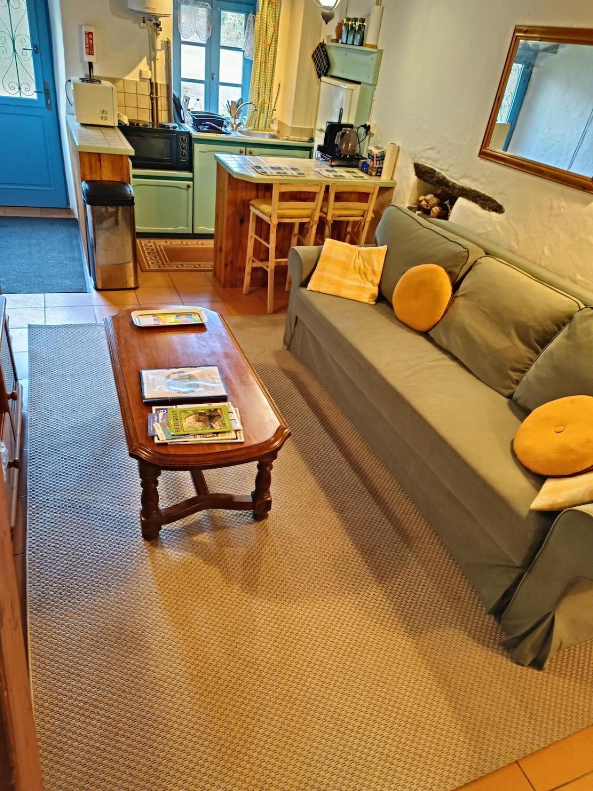 La Maison De Poupee Cosy Monts D'arree Bretagne Berrien