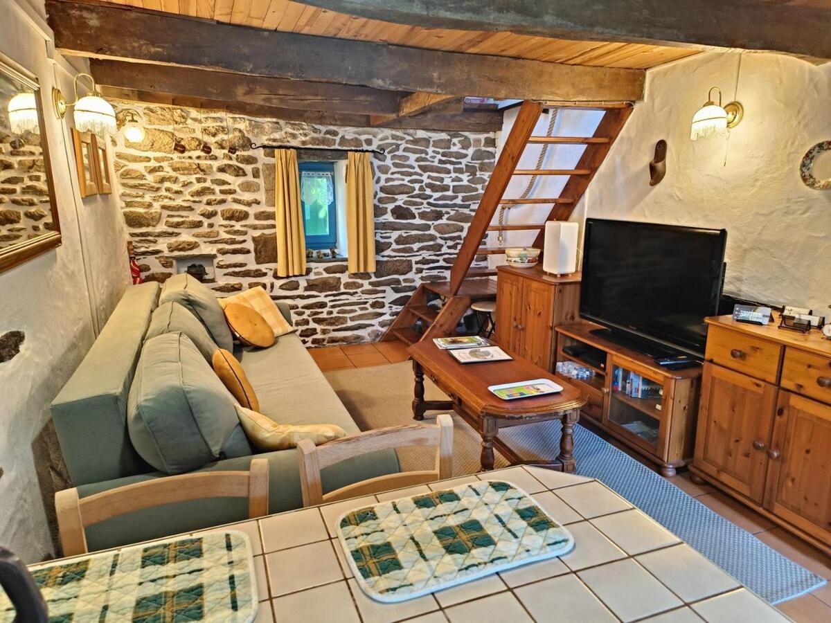 La Maison De Poupee Cosy Monts D'arree Bretagne * Berrien